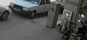 Silah çekmeye çalıştığı jandarmanın dikkati faciayı önledi
Olay sonrası teğ...