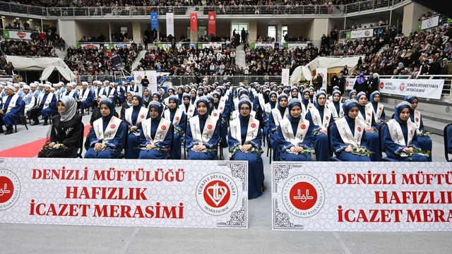Denizli'de 168 hafız için icazet töreni düzenlendi