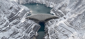 Çoruh'un mavi gerdanlıkları Artvin'e güç katıyor