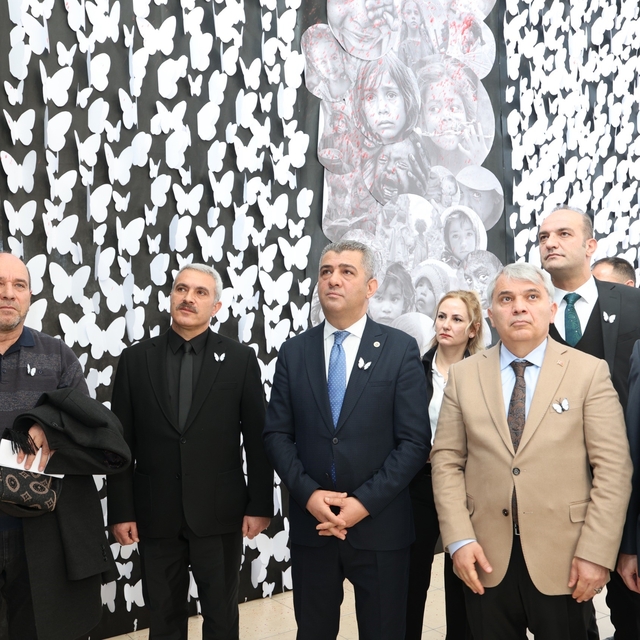 Beyaz kelebekler cennete uçtu