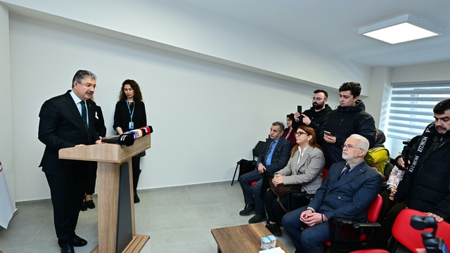 Eskişehir Valisi Yılmaz'dan sigarayı bırakanlara başarı belgesi