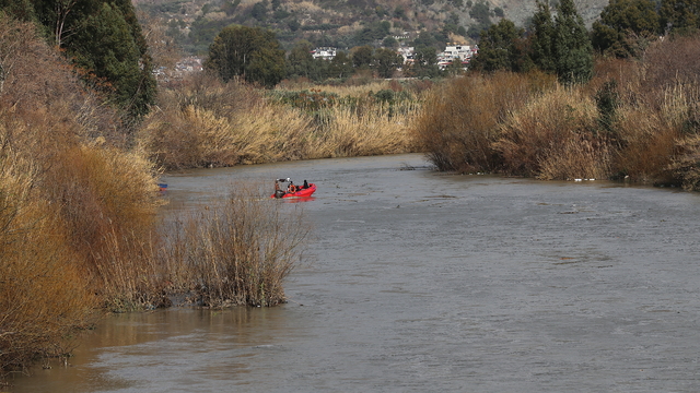 Hatay'da nehre düştüğü iddia edilen kişiyi arama çalışmaları sürüyor