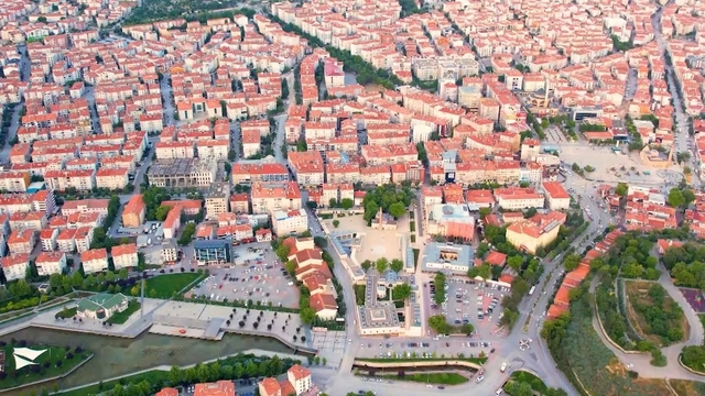 Kırşehir'de nüfus 242 bin 777 oldu