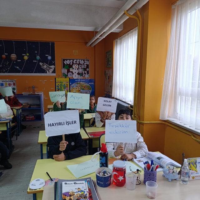 Efeler'de okullarda sevgi ve saygı dili güçlendi