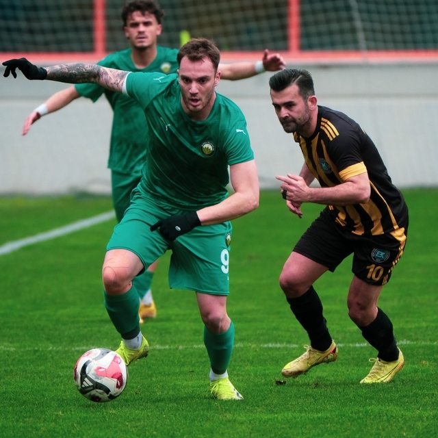 Bursa Nilüfer Futbol A.Ş. - Beykoz İshaklı SF: 3-0