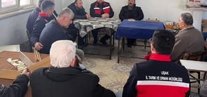 Uşak İl Tarım ve Orman Müdürlüğü üreticilerle sahada bir araya geldi