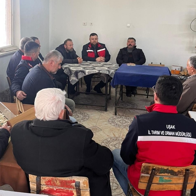 Uşak İl Tarım ve Orman Müdürlüğü üreticilerle sahada bir araya geldi