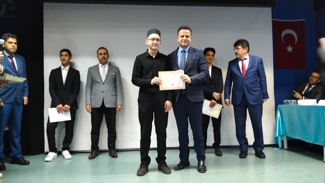 Köyceğiz'den Uysal, "Genç Sâda Kur'an-ı Kerim'i Güzel Okuma Yarışması" il birincisi oldu