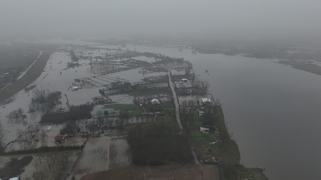 Taşkın riski bulunan Meriç Nehri'nde debi düşüyor