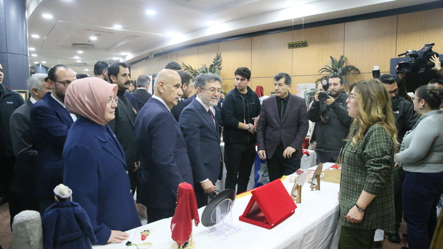 Tarım ve Orman Bakanı Yumaklı, Kahramanmaraş'ta ziyaretlerde bulundu