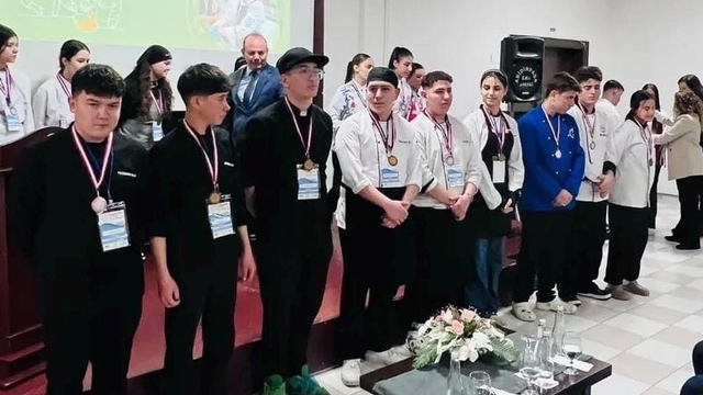 Datça'daki meslek lisesi öğrencileri gastronomi yarışmasında dereceye girdi