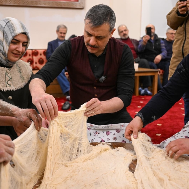 Vali Mustafa Çiftçi, Yazıpınar köyünde tel helvası geleneğine katıldı