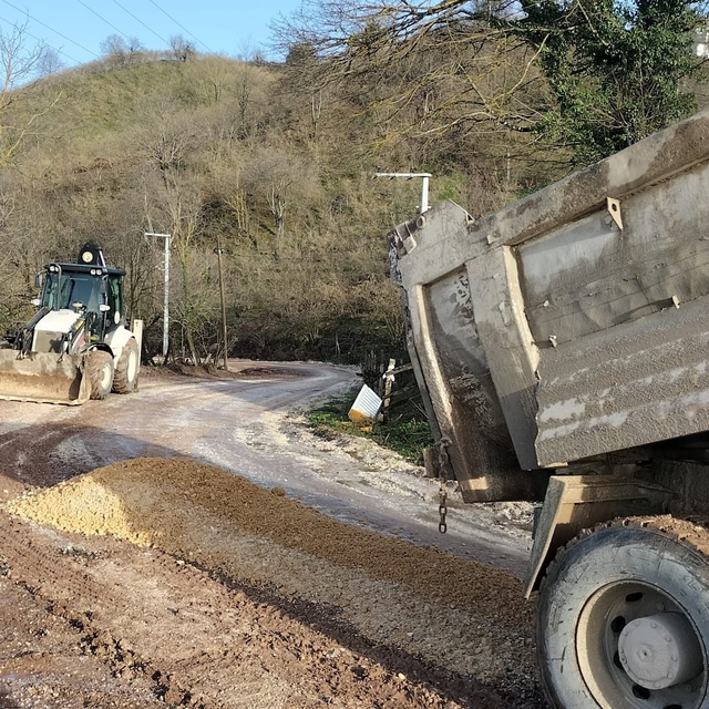 Çalışmalar yaz kış durmadı
Yeniyer köyünde yol bakım çalışmaları tamamlandı