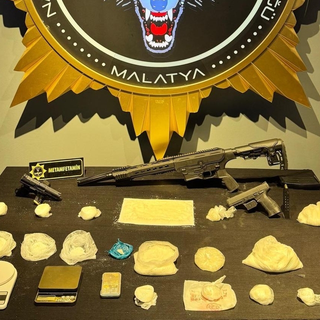 Malatya'da uyuşturucu operasyonu: 2 gözaltı