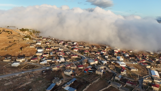 Mersin'de sis bulutu dronla görüntülendi