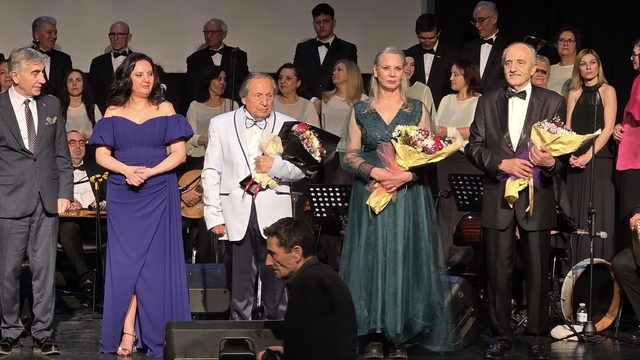 ESSİVDER Türk Sanat Müziği Korosu'ndan 'Sezon Ortası Konseri' yoğun ilgi gördü