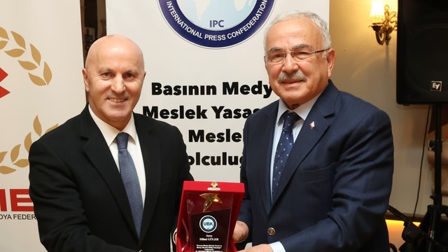 "Yılın Vizyoner Devlet Adamı ve Yerel Yönetici Onur Ödülü" Başkan Güler'in