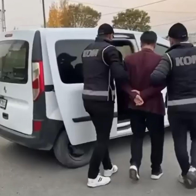 Adliyede rüşvet ve irtikap soruşturması; 7 kişi hakkında 20 yıla kadar hapi...