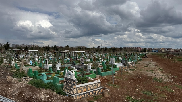 3 yaşındaki İlyas, kazara ateşlenen tabancadan çıkan mermi ile öldü