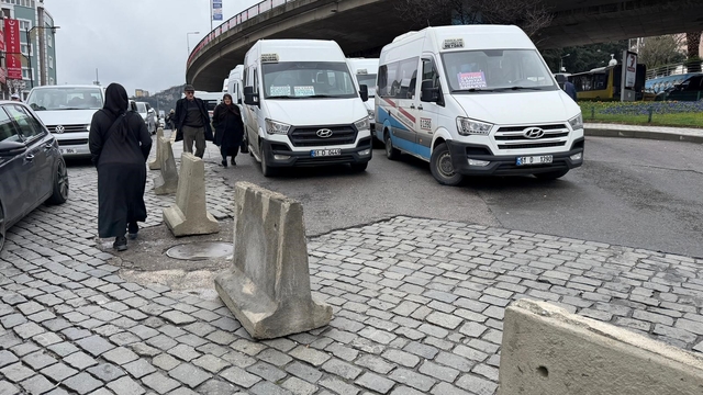 Trabzon'da şehir içi ulaşımda durak gerginliği