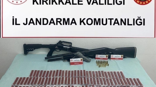Kırıkkale'de bin adet sentetik ecza ele geçirildi