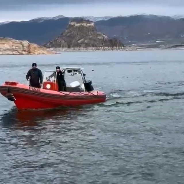 Dalgıç polisler Keban Baraj sahasında yaşlı adamı arıyor