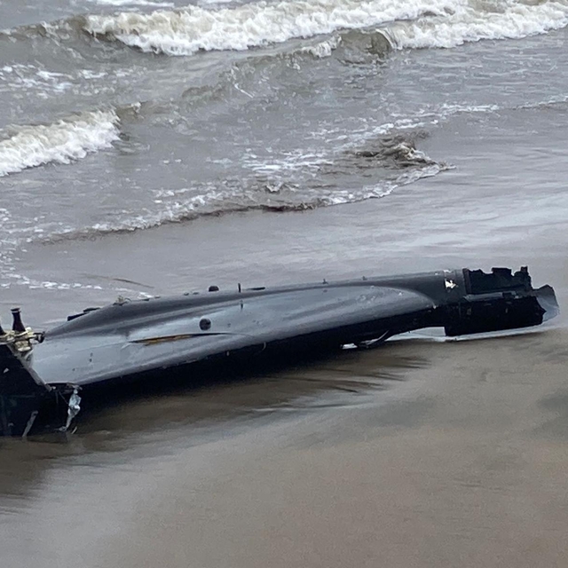 Ordu'da kıyıda, insansız hava aracı parçası bulundu