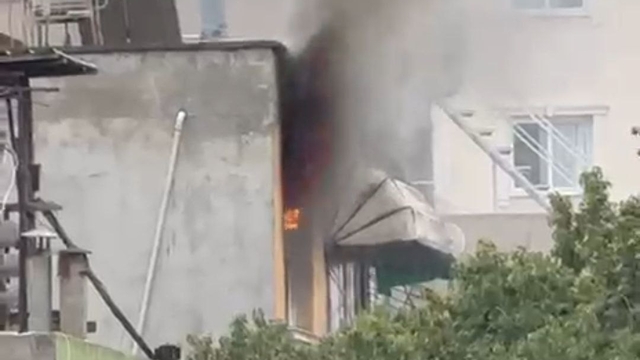 Adana'da ev yangını