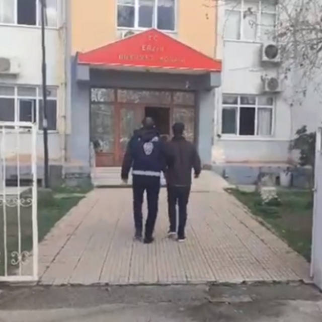 Hatay'da hapis cezasıyla aranan 5 kişi yakalandı