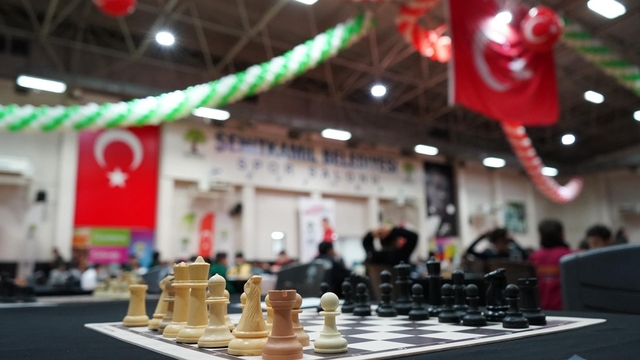 Şehitkamil'de satranç heyecanı başladı