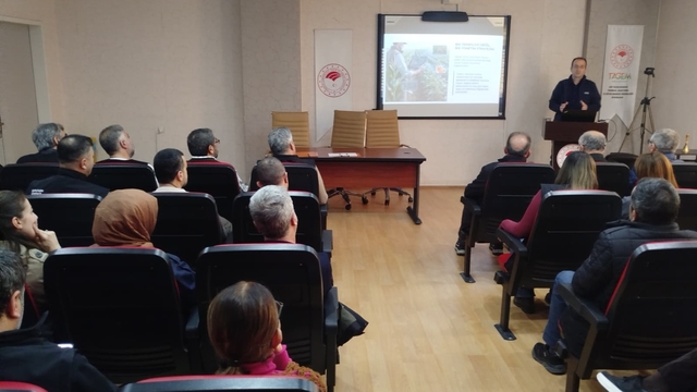 Diyarbakır'da "İleri Tarım Uygulamaları" ve "Hassas Tarım Uygulamaları" eğitimleri verildi