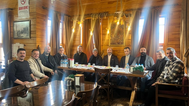 MHP Kavak İlçe Başkanı Candemir, Türk Eğitim-Sen yöneticileriyle bir araya geldi