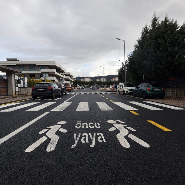 Büyükşehir Kolejler Bölgesi'nde yol yapım çalışmalarını tamamladı