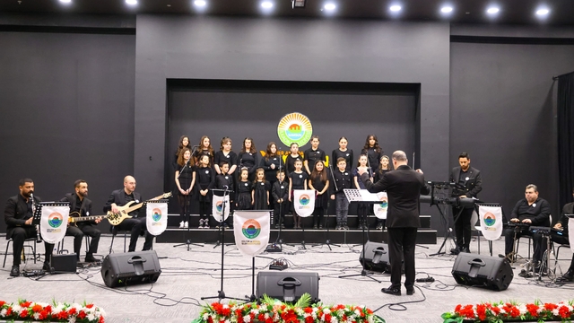 İlkadım Belediyesi Çocuk Korosu, Barış Manço'nun şarkılarını seslendirdi