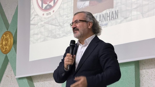 Bucak'ta "Güçlü Aile, Güçlü Nesil" konferansı düzenlendi