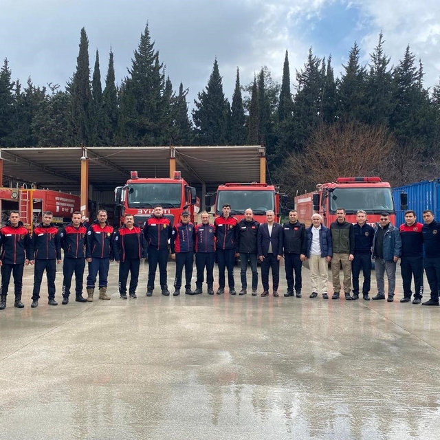 Başkan Gül'den ateş savaşçılarına ziyaret