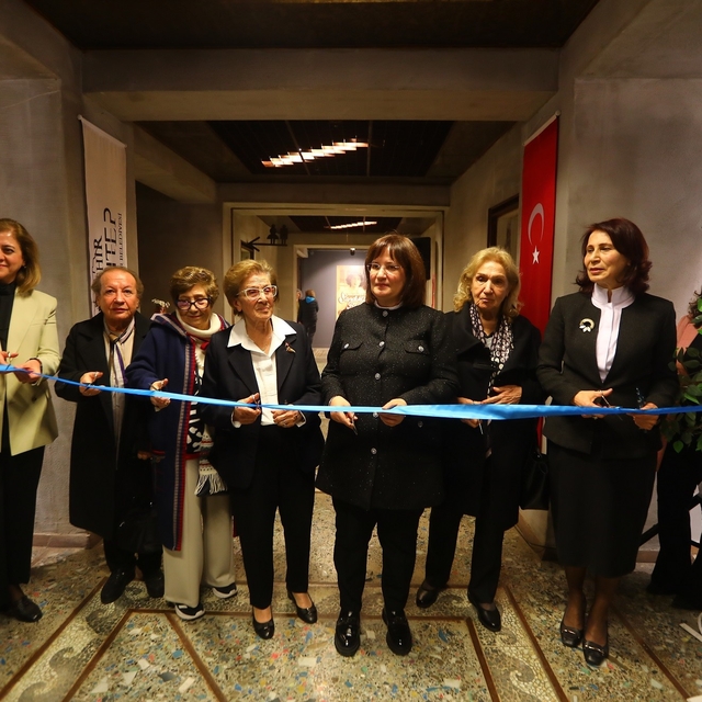 Sandıktan Belleğe: "70 yıllık Antep İşi Kültürü Sergisi'nin açılışı yapıldı...