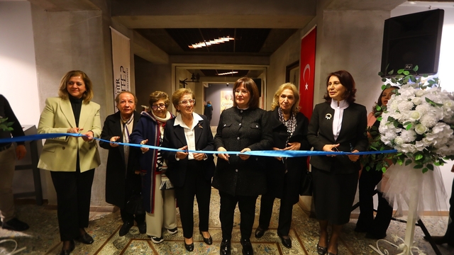 Sandıktan Belleğe: "70 yıllık Antep İşi Kültürü Sergisi'nin açılışı yapıldı"