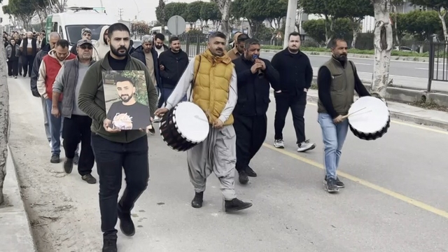 Kazada ölen genç adamın cenazesi davul zurnayla uğurlandı