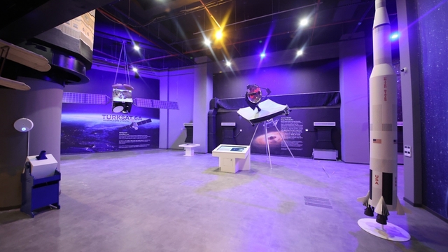 Atatürk Bilim Merkezi bilim tutkunlarının buluşma noktası oldu
Atatürk Bilim Merkezi her yaştan bilim meraklısını ağırlıyor