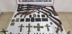 Tarihi eser kaçakçısı jandarmadan kaçamadı