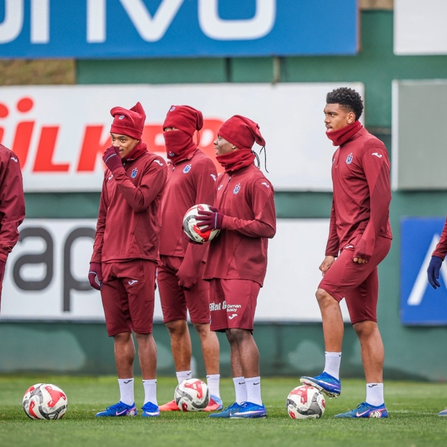Trabzonspor'da Fenerbahçe maçı hazırlıkları sürüyor