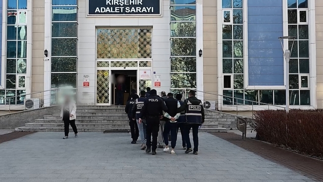 Kırşehir merkezli 4 ilde dolandırıcılık operasyonu: 4 tutuklama