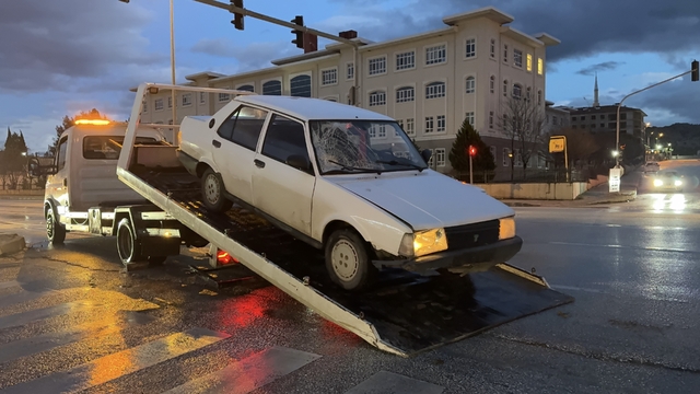 Burdur'da otomobilin çarptığı yaya yaralandı