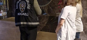 Polisten masaj salonlarına denetim
Kocaeli'de kurallara uymayan masaj salon...