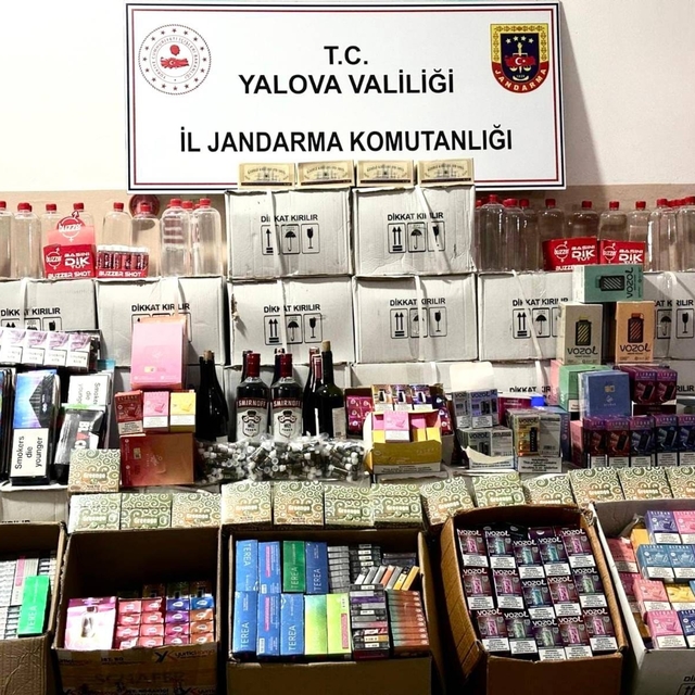 Yalova'da kaçak alkol ve tütün operasyonu: 2 gözaltı