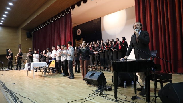 Ağrı'da "Kim Var?" sanat etkinliği