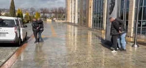 Uşak'ta uyuşturucu operasyonu: 3 tutuklama