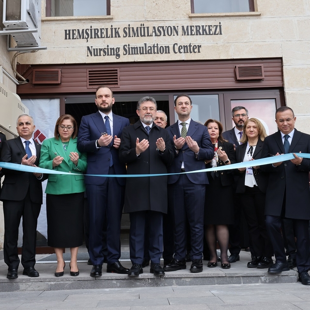 Hasan Kalyoncu Üniversitesi'nde Hemşirelik Simülasyon Merkezi ile İleri Ara...