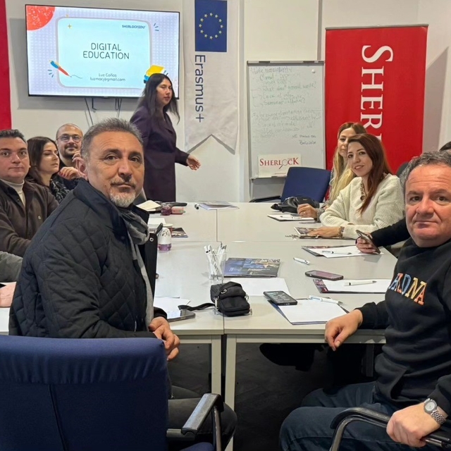 Öğretmenler okullardaki dijital dönüşüme katkı sağlayacak